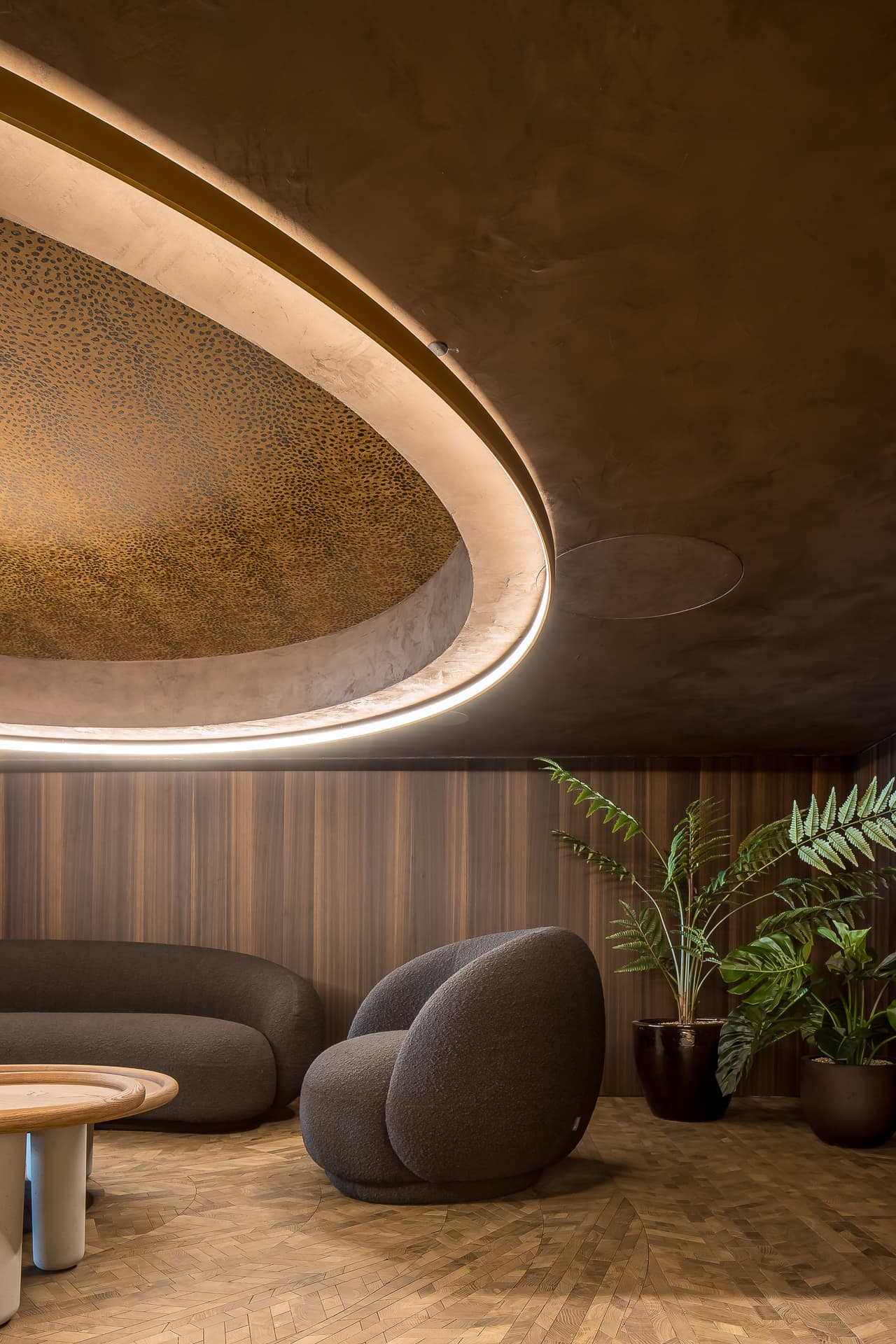 stoopen-meeus-showroom-interieur-thehub-stuc-pleister-07