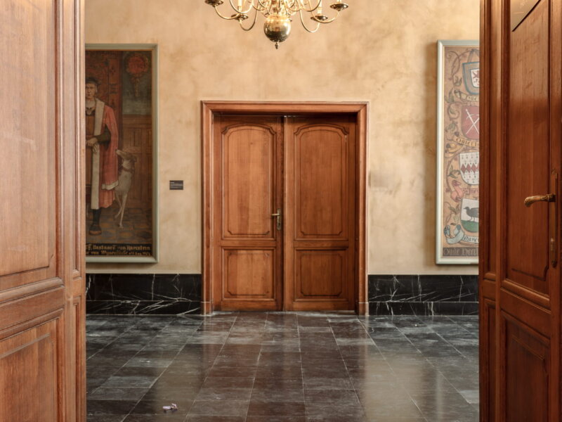 Decoratieve wandafwerking Crustal interieur Stadhuis Roeselare